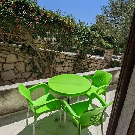 Hasani Apartments Sarandë Exterior foto